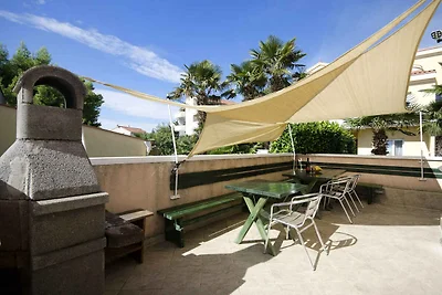 Urlaubsoase Mladen in Vodice mit Meerblick un