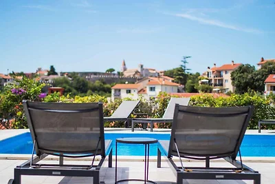 Ferienwohnung mit Pool und Klima