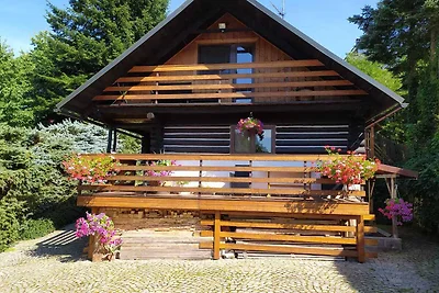 Ferienhaus mit Kamin in Seenähe