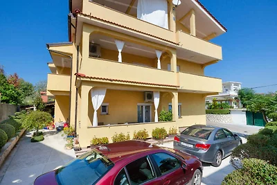 Ferienwohnung mit Balkon und Grill
