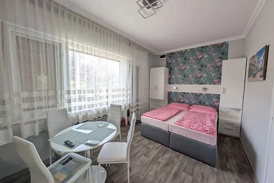 Studio mit WLAN und Balkon in Strandnähe