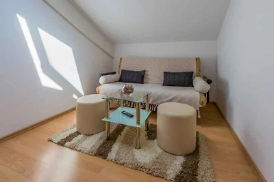 Ferienwohnung mit Klimaanlage und Aussenpool
