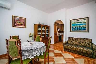Ferienwohnung mit Klimaanlage und Terrasse