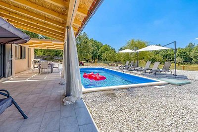 Ferienhaus mit Privatpool