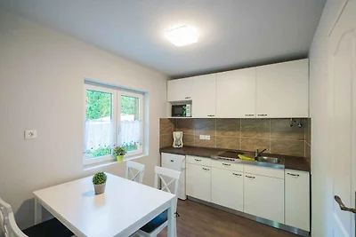 Ferienwohnung komplett renoviert, nur 110 m v