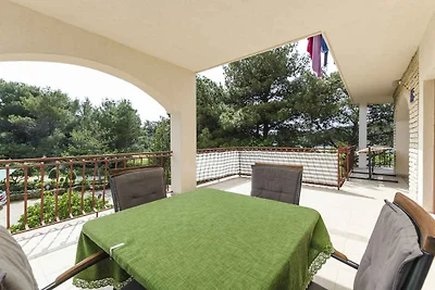 Ferienwohnung mit Balkon und Klimaanlage