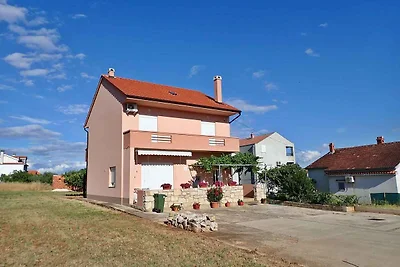 Ferienwohnung mit Terrasse und Klimaanlage
