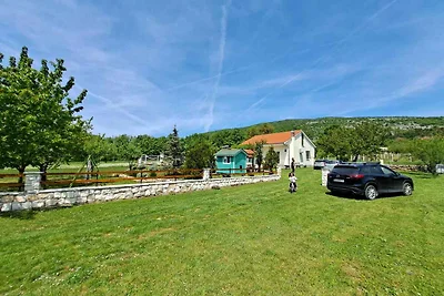 Ferienhaus mit Aussenpool