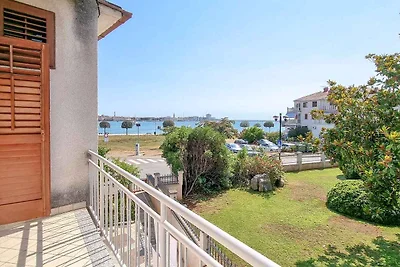 Ferienwohnung mit Balkon und Meerblick