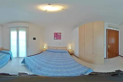Ferienwohnung mit Klimaanlage und Balkon