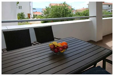 Ferienwohnung mit Klimaanlage und Balkon