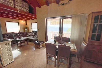 Ferienwohnung mit 3 Schlafzimmern und Balkon