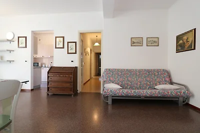 Ferienwohnung mit Klimaanlage und Balkon