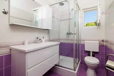 Ferienwohnung mit Balkon und einem wunderschö
