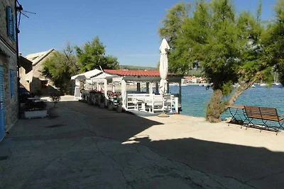 Ferienwohnung mit Terrasse und Meerblick