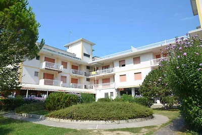 Ferienwohnung mit Klimaanlage und Balkon