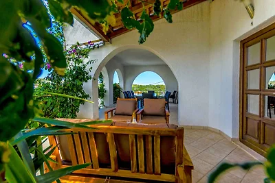 Ferienwohnung mit Balkon und Pool