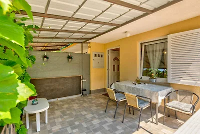 Ferienwohnung mit Meerblick und privater