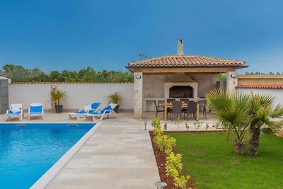 Villa mit Privatpool