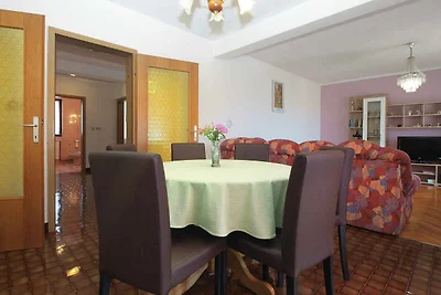 Ferienwohnung mit Klimaanlage und Balkon