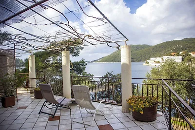 Ferienwohnung mit Terrasse und Meerblick