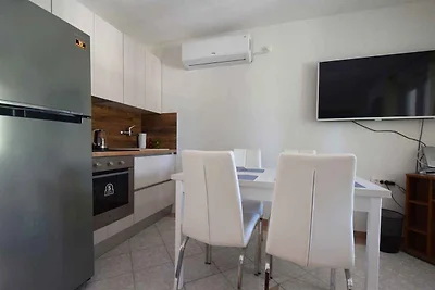 Ferienwohnung mit Terrasse und Klimaanlage