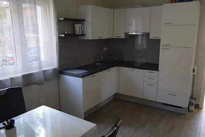 Ferienwohnung mit Terrasse 200 m vom Strand