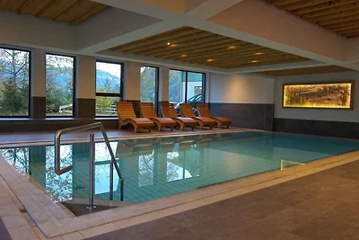 Ferienwohnung mit Balkon und Hallenbad