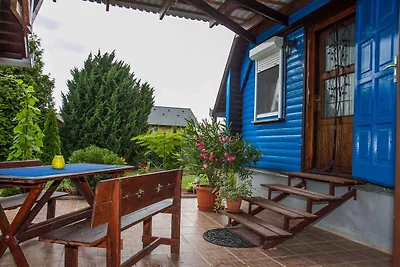 Ferienhaus mit schönem Garten und ruhiger