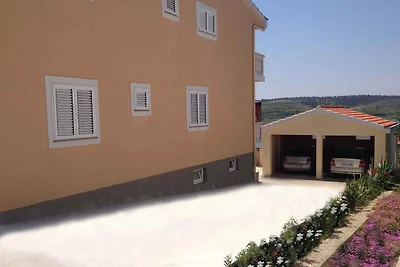 Appartamento Vacanza con famiglia Rtina