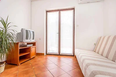 Ferienwohnung mit Terrasse und Klimaanlage