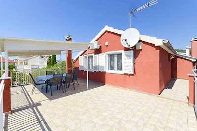 Ferienwohnung mit Balkon und Klimaanlage