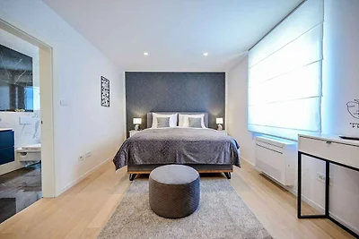 Ferienwohnung mit Meerblick und Pool zur geme