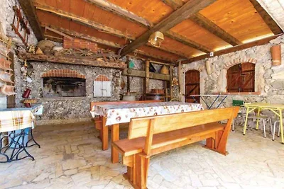 Ferienwohnung mit Balkon und Grillmöglichkeit