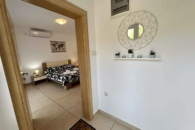 Studio mit Terrasse und Klimaanlage