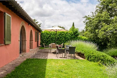 Ferienwohnung mit Terrasse, Klimaanlage und
