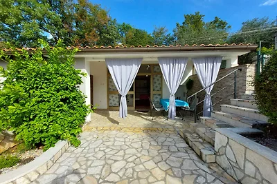 Ferienwohnung mit Balkon und Pool