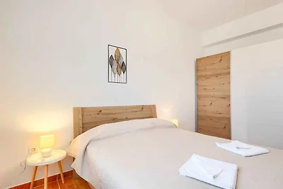 Ferienwohnung mit Klimaanlage und Balkon