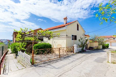 apartman za odmor Obiteljski odmor Barbat