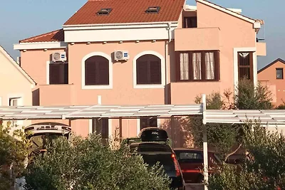 Appartamento Vacanza con famiglia Privlaka