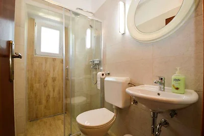 Ferienhaus mit Klimaanlage, Internet und