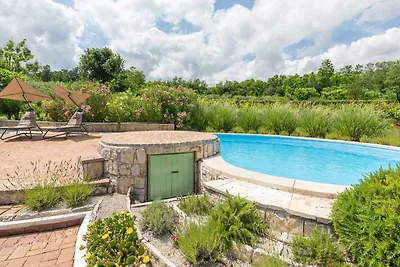 Villa mit Klimaanlage und Pool