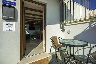 Villa mit Klimaanlage und Pool