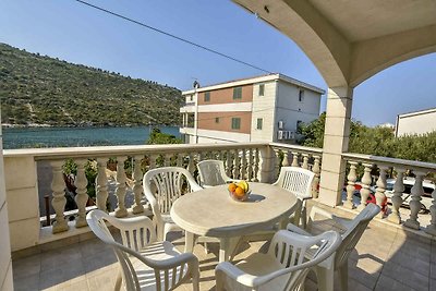 Ferienwohnung mit Balkon und Meerblick