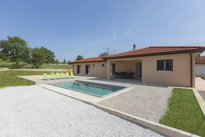 Villa mit Schwimmbad