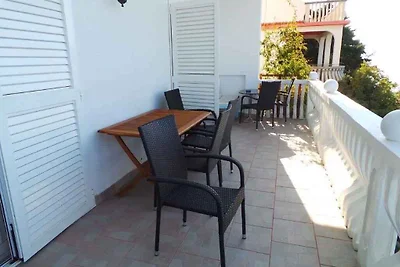 Ferienwohnung mit Terrasse in Meernähe