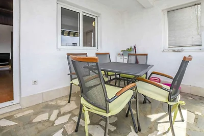Appartamento Vacanza con famiglia Lokva Rogoznica