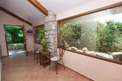 Ferienhaus mit Pool und Klimaanlage