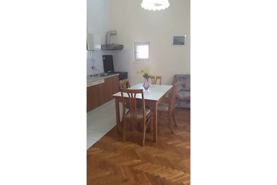 Ferienwohnung mit Terrasse und Meerblick