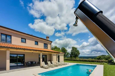 Villa mit Pool, Klimaanlage